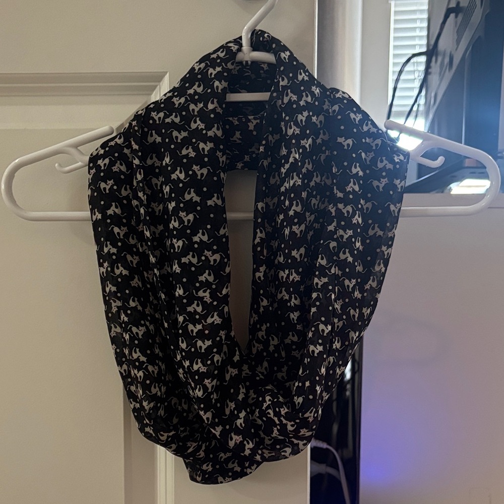Cat Patterned Scarf